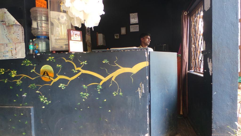 Alina Guest House Calangute Bagian luar foto