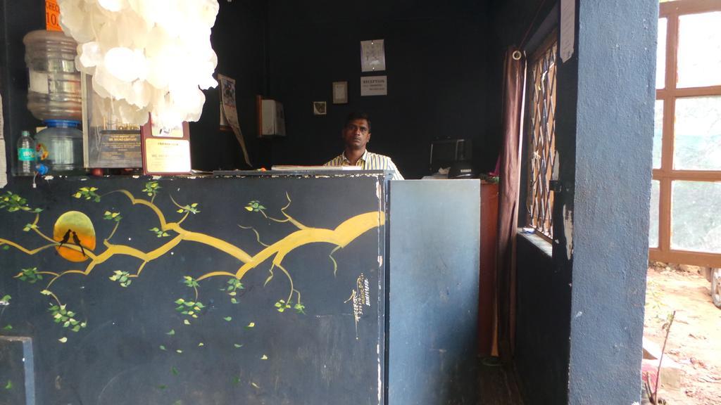 Alina Guest House Calangute Bagian luar foto