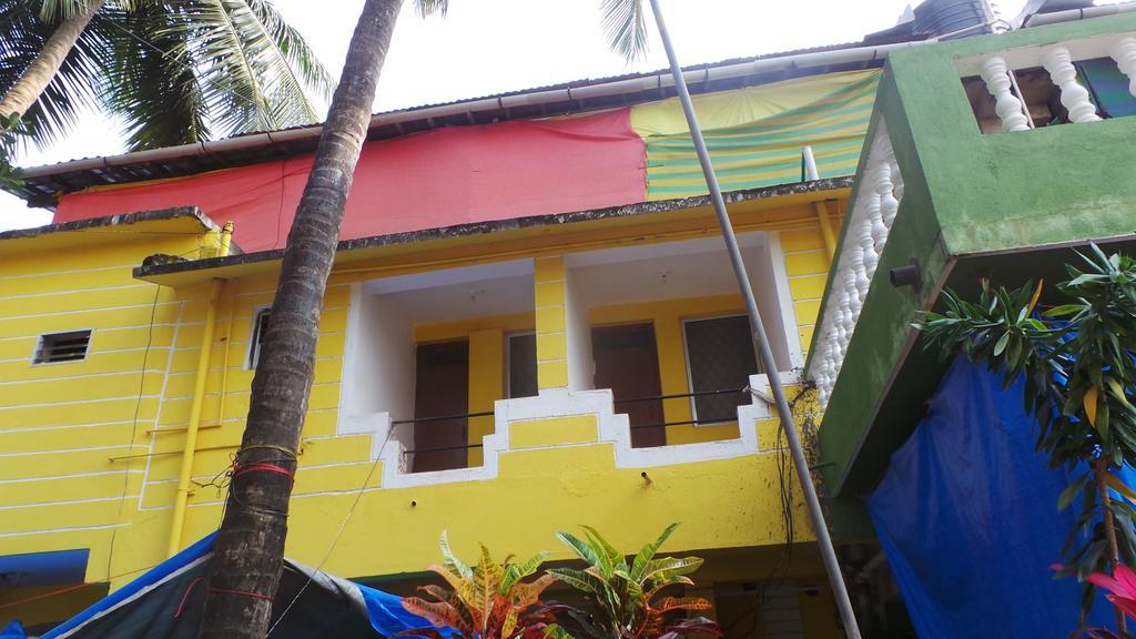 Alina Guest House Calangute Bagian luar foto